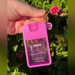 SCENT THEORY SPRAY HAND SANITIZER RASPBERRY MANGO